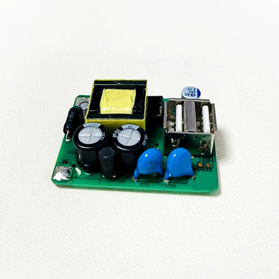 de Schakelaarstap van 5V 2.4A 12W - onderaan Raad van Convertor de Naakte PCB